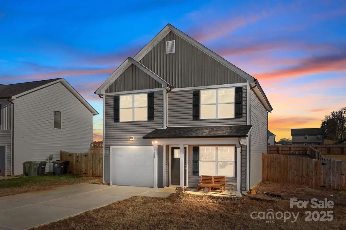 701 3rd Street Se, Conover, NC 28613 - Image #1