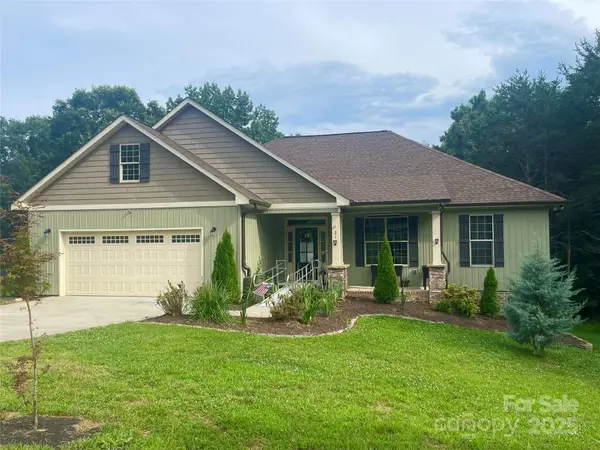 21 Par Drive, Granite Falls, NC 28630