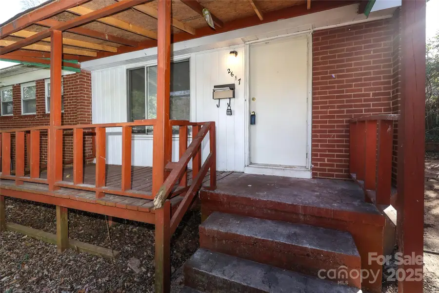 2617 Clydesdale Terrace, Charlotte, NC 28208 - Image #3