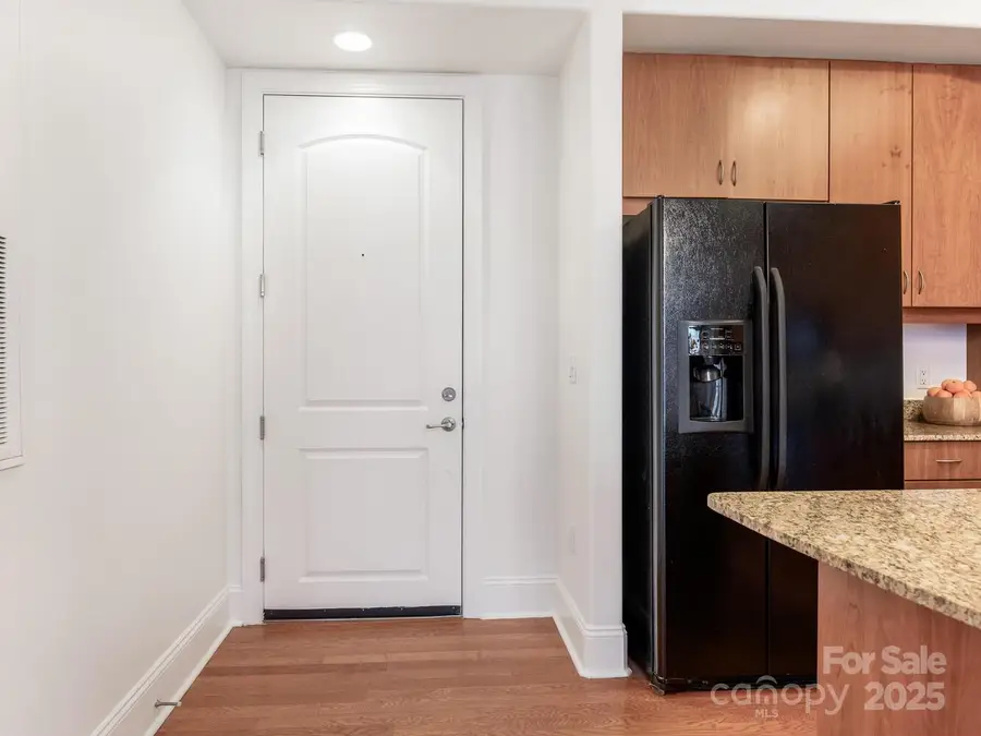 4625 Piedmont Row Drive #302, Charlotte, NC 28210 - Image #2