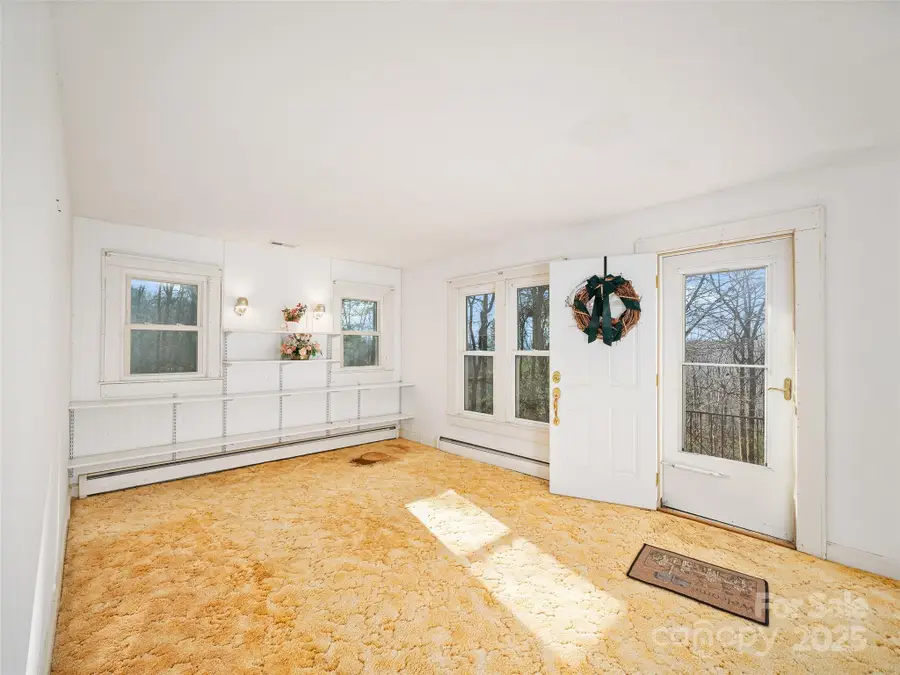 35 Smith Ridge Drive, Asheville, NC 28803 - Image #3