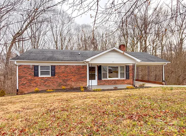 3002 Denwood Drive, Claremont, NC 28610