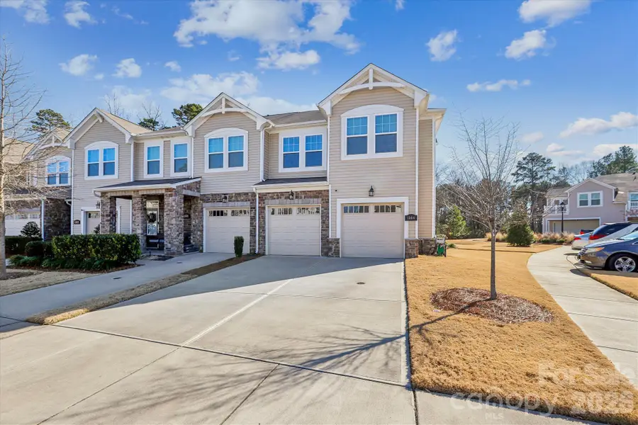 1304 Southern Sugar Drive, Charlotte, NC 28262 - Image #2