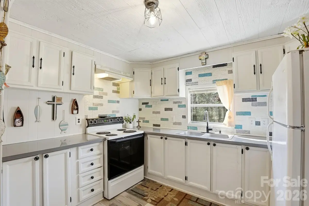 343 Carr Road, Dallas, NC 28034 - Image #1