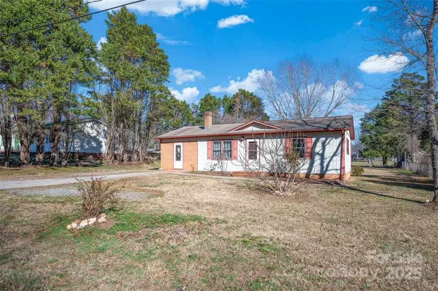 5046 Oxford School Road, Claremont, NC 28610 - Image #2