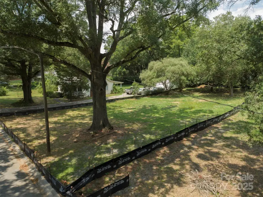 4735 Elder Avenue, Charlotte, NC 28205 - Image #2