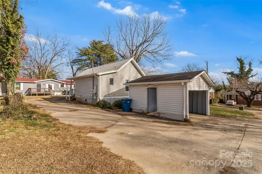 618 S Center Street, Hickory, NC 28602 - Image #2