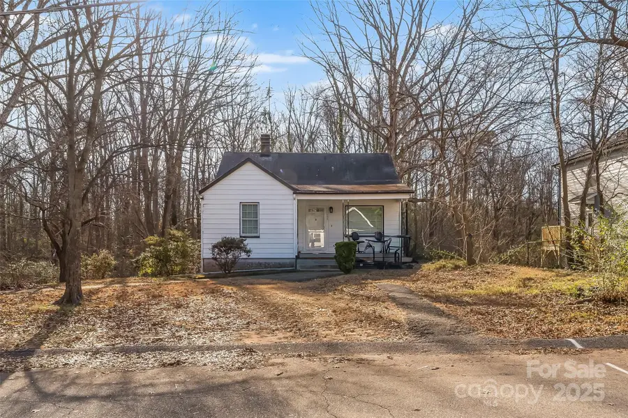 112 10th Avenue Se, Hickory, NC 28602 - Image #2