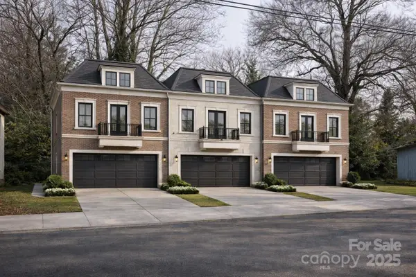 411 N Lee Street, Mount Holly, NC 28120