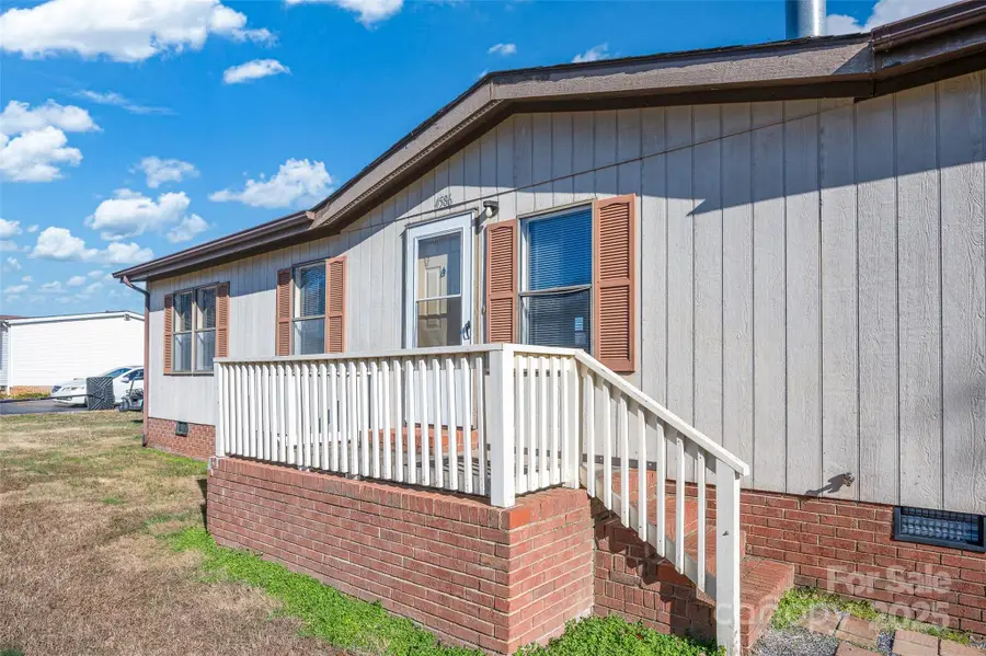 4586 Deal Road, Claremont, NC 28610 - Image #3