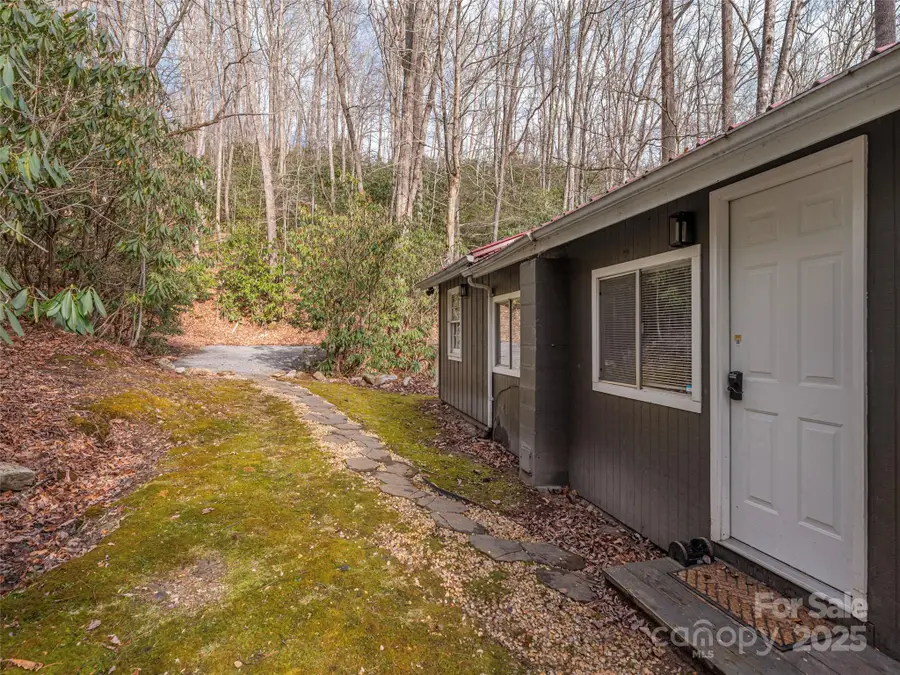 155 Mull Cove Road, Maggie Valley, NC 28751 - Image #2