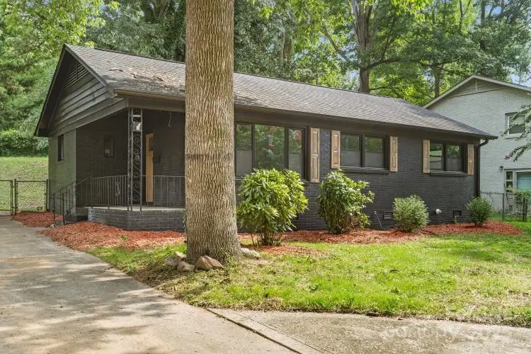 2430 Dora Drive, Charlotte, NC 28215 - Image #2