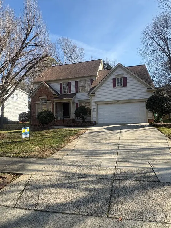 5828 Swanston Drive, Charlotte, NC 28269