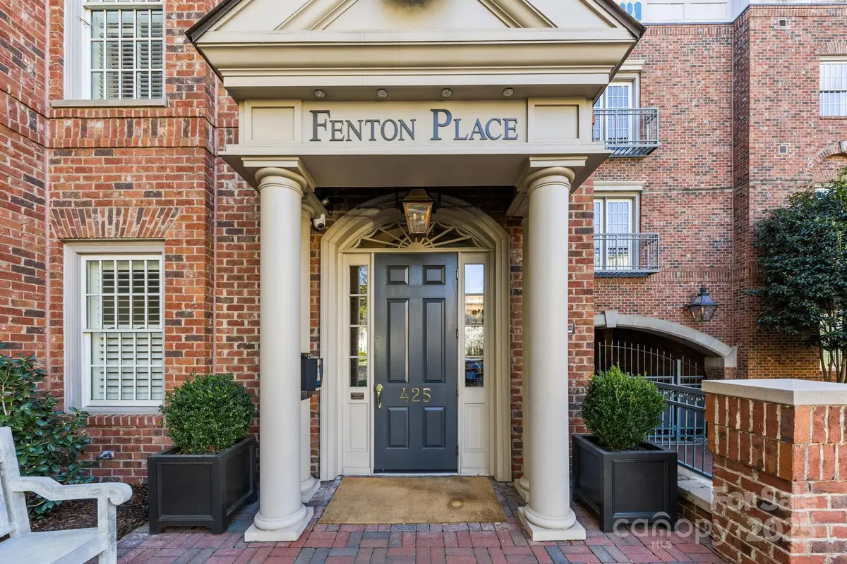 477 Fenton Place, Charlotte, NC 28207 - Image #1