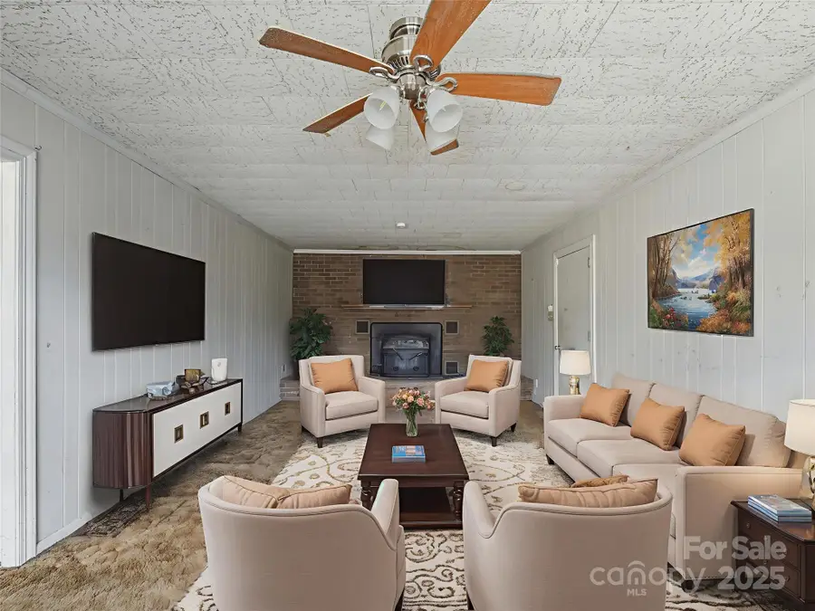 110 2nd Avenue Ne, Catawba, NC 28609 - Image #2