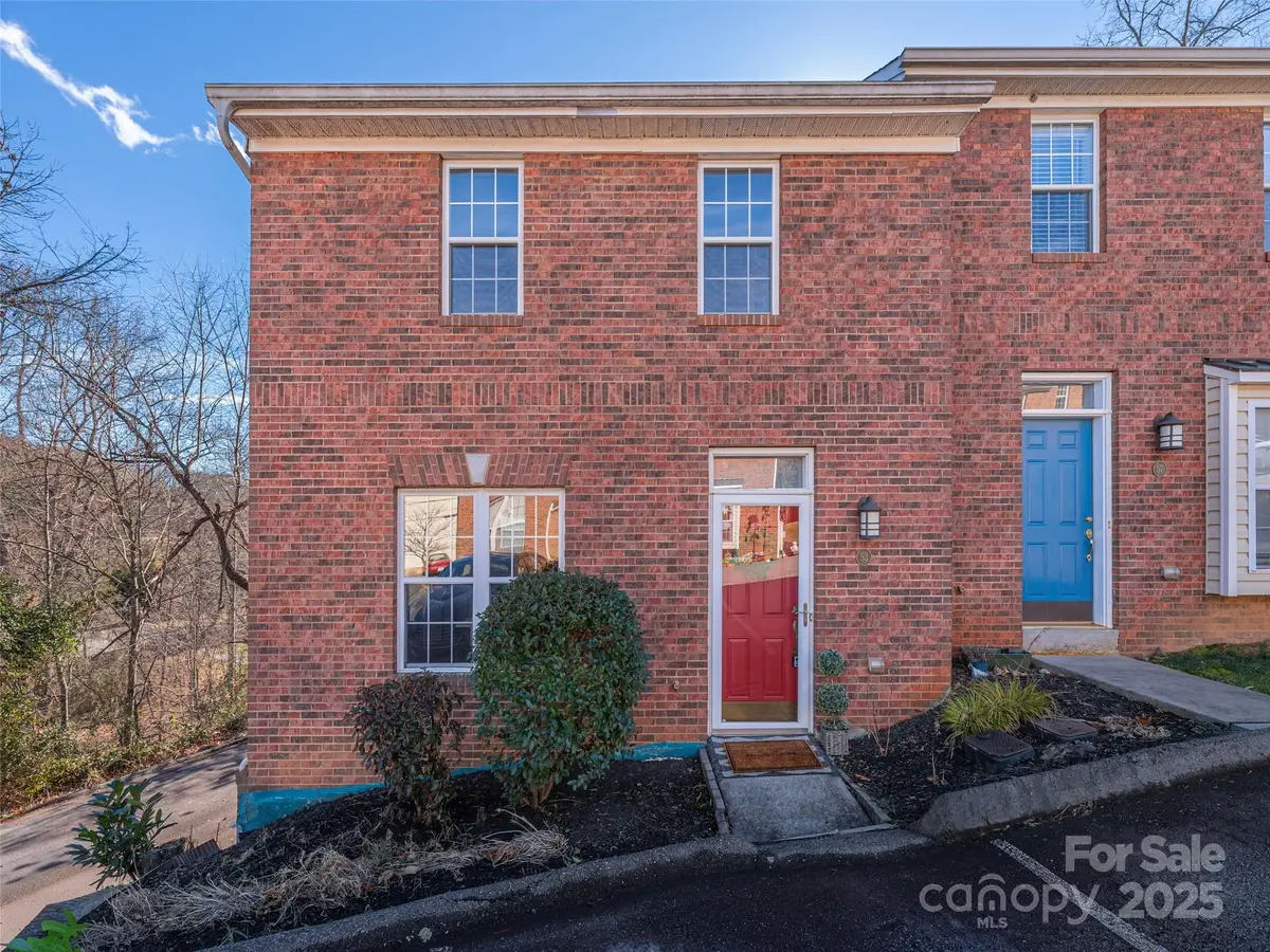 53 Vancott Court, Clyde, NC 28721 - Image #1