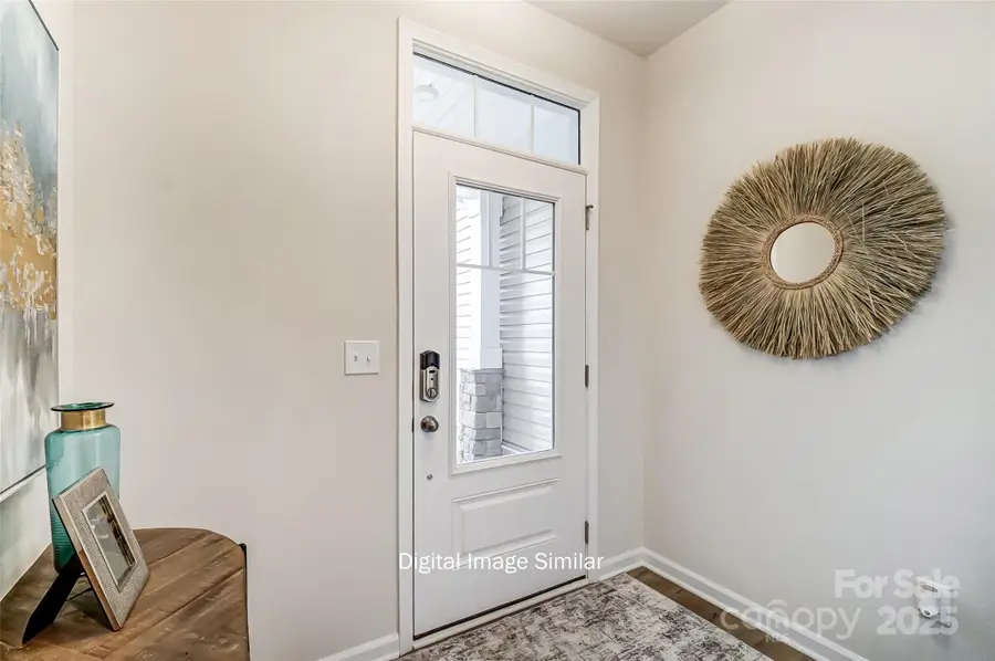 6019 Mallow Crossing Lane, Charlotte, NC 28213 - Image #2