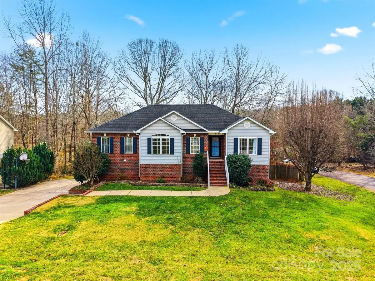 3392 Overbrook Drive, Conover, NC 28613 - Image #1