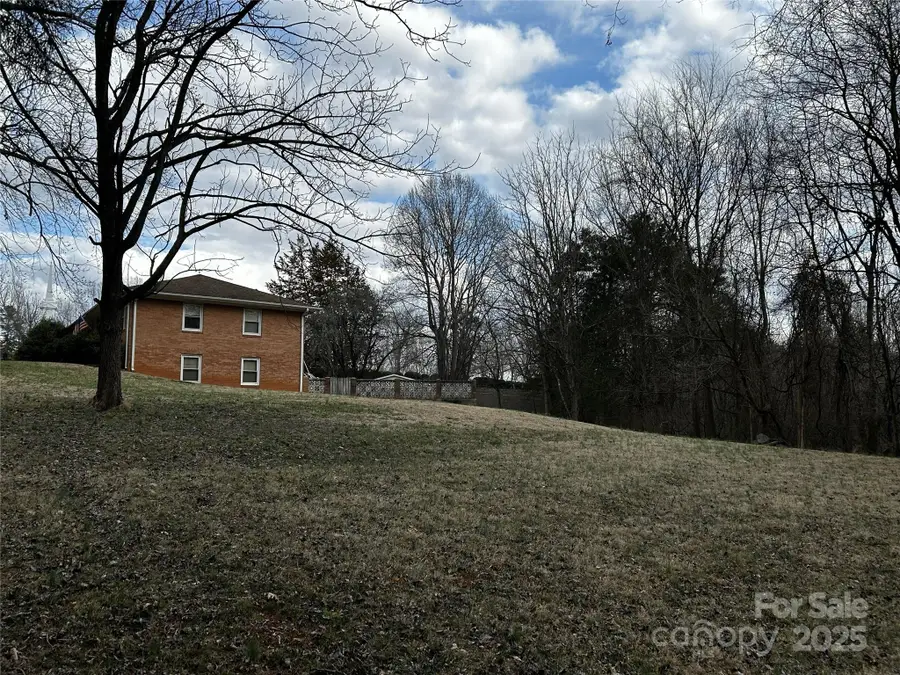 7008 Mcilwaine Road, Huntersville, NC 28078 - Image #2