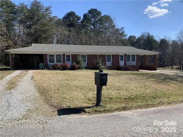 2706 and 2708 Harwell Street, Claremont, NC 28610