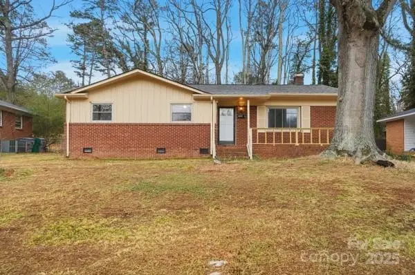 5326 Dolphin Lane, Charlotte, NC 28215 - Image #2