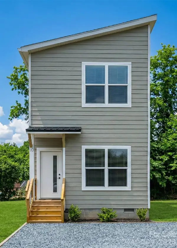 10 Wyndom Lane, Asheville, NC 28805