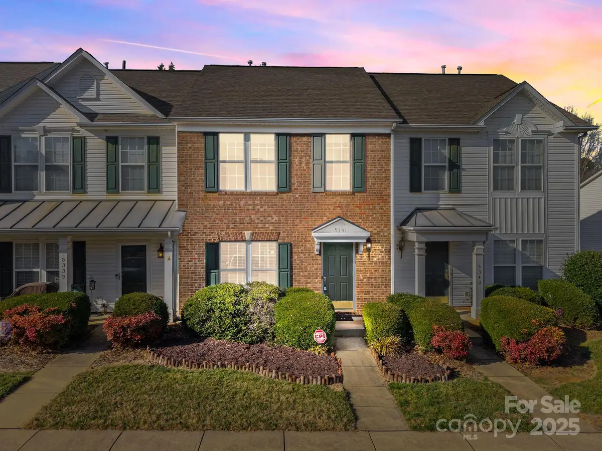 5341 Jocelyn Lane, Charlotte, NC 28269 - Image #1