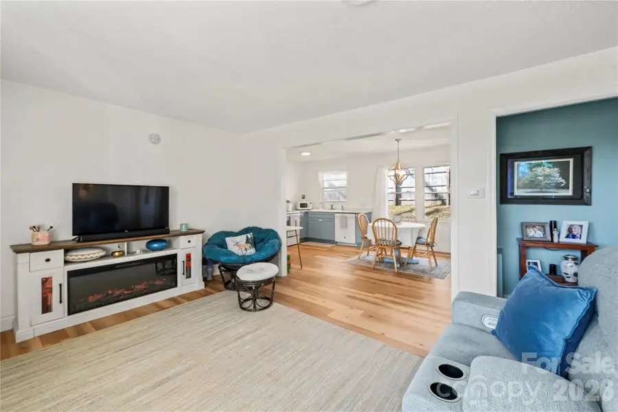 1501 Hebron Road, Hendersonville, NC 28739 - Image #3