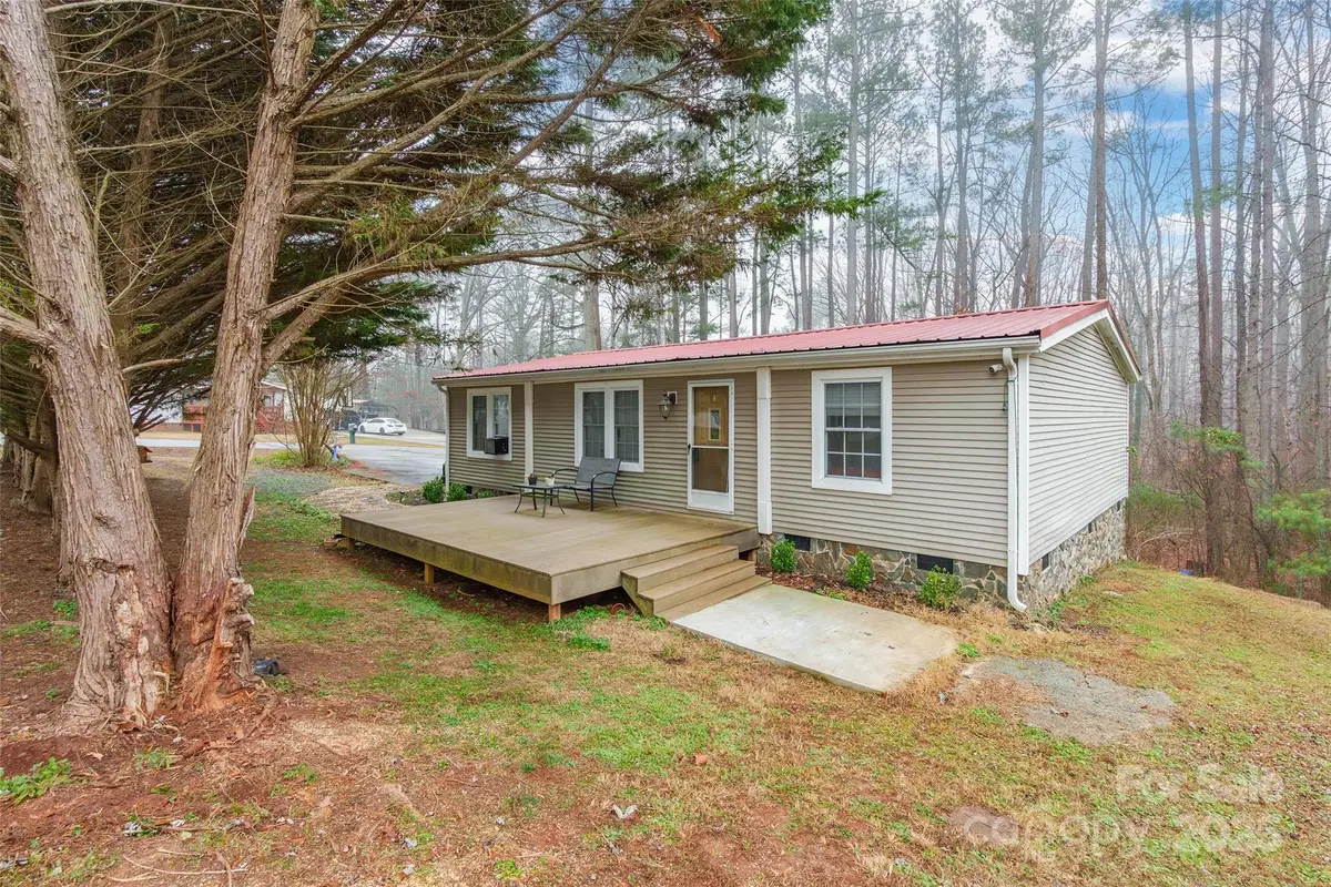 110 Linda Drive, Cherryville, NC 28021 - Image #1