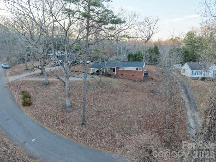 327 Breslin Street, Wadesboro, NC 28170 - Image #3