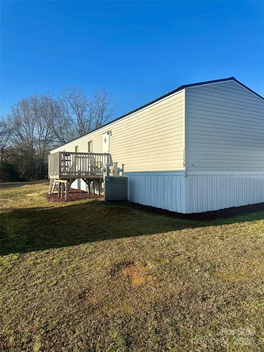 1557 Autumn Lane, Lincolnton, NC 28092 - Image #3