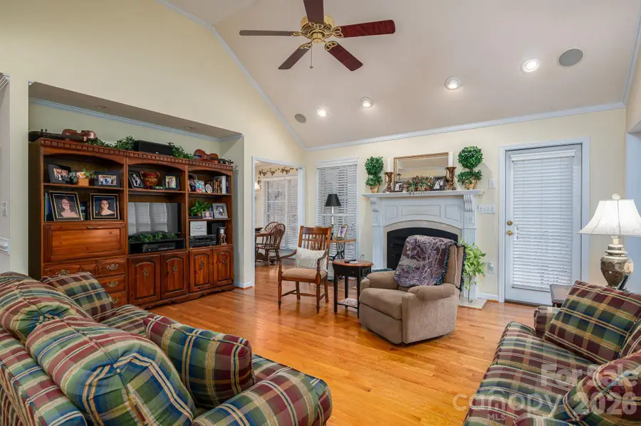 107 Farmwood Drive, Cherryville, NC 28021 - Image #3
