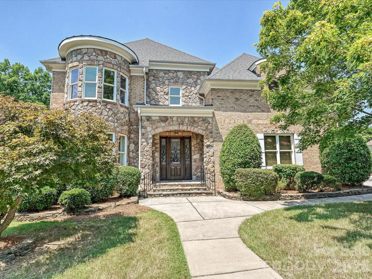 6806 Larrisa Court, Charlotte, NC 28226 - #1