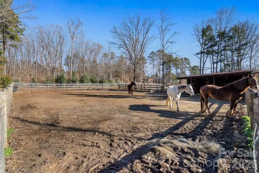 9870 Harvest Lane, Davidson, NC 28036 - Image #3