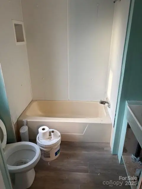 5518 Skycrest Drive, Charlotte, NC 28269 - Image #3