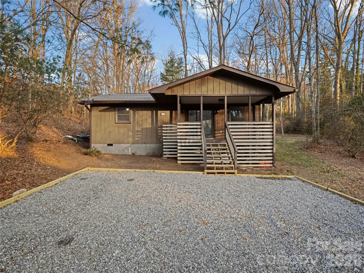 81 Fairview Heights, Waynesville, NC 28786 - Image #1