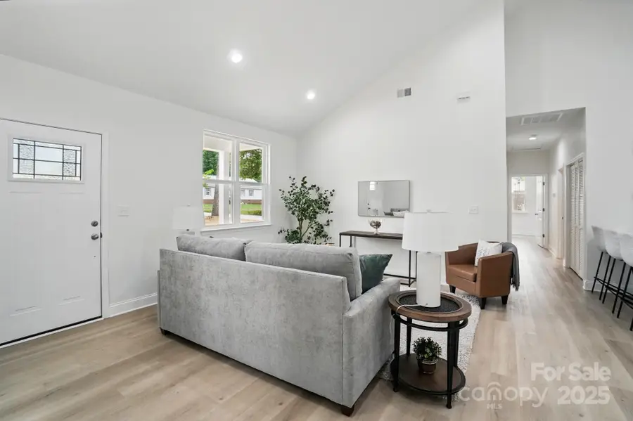 567 W 22nd Street, Kannapolis, NC 28081 - Image #3