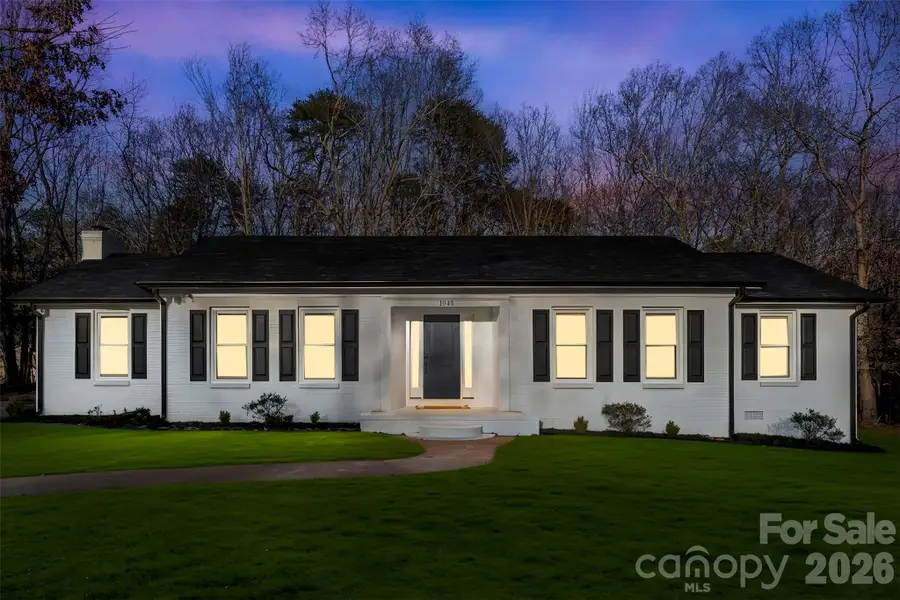 1045 Elizabeth Drive, Dallas, NC 28034 - Image #2