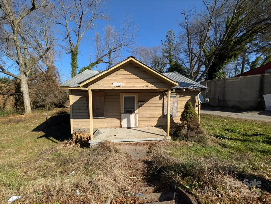 310 W Floyd Baker Boulevard, Gaffney, SC 29341 - Image #2