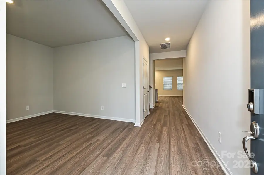 2101 Sunflower Circle, Newton, NC 28658 - Image #2