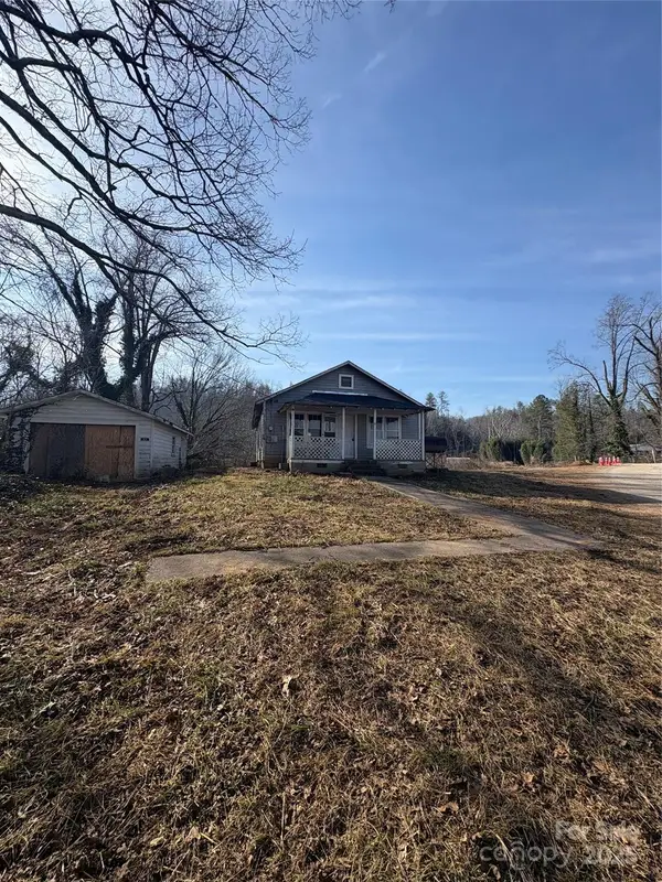 43 Lester Hollifield Road, Marion, NC 28752