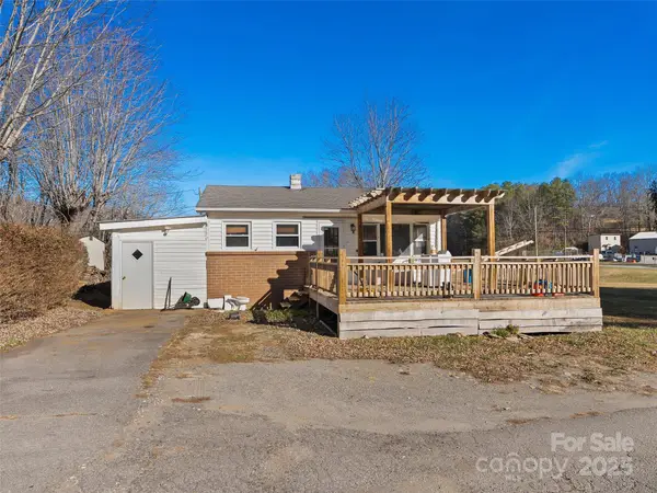 36 Lambert Lane, Canton, NC 28716
