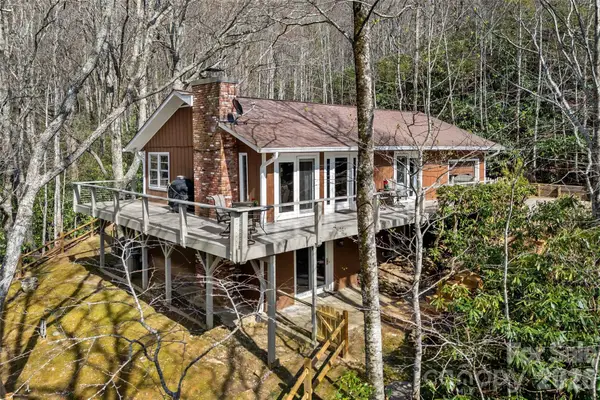 30 Red Oak Forest Road, Fairview, NC 28730
