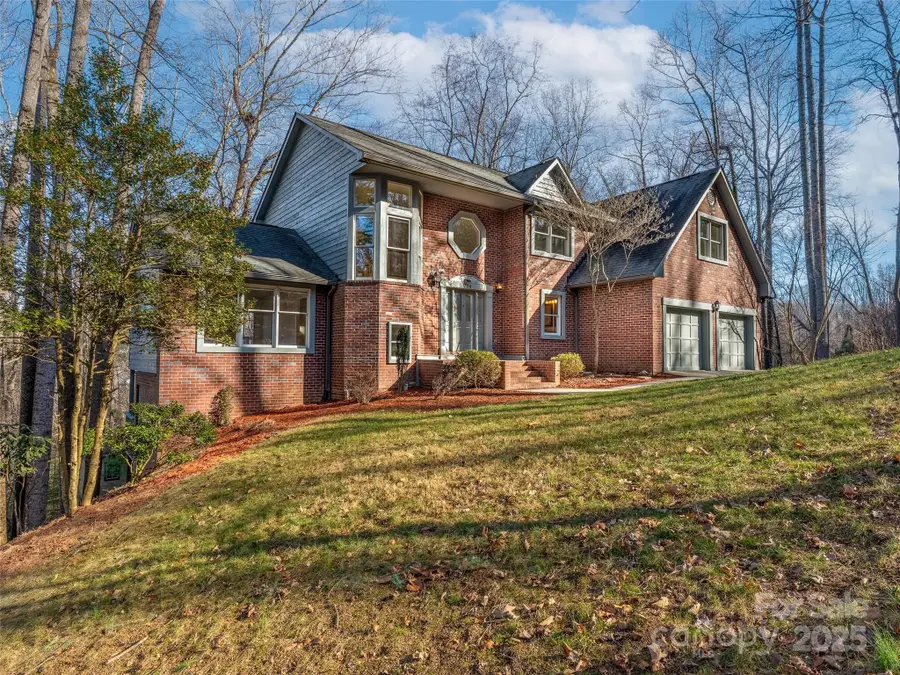 214 Blake Mountain Circle, Asheville, NC 28803 - Image #3