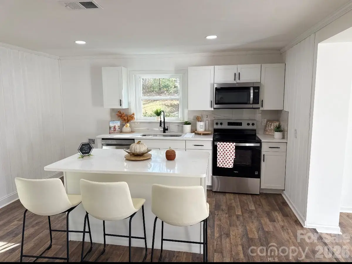 123 Riverside Drive, Mount Holly, NC 28120 - Image #1