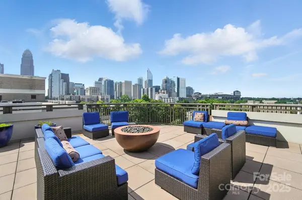 718 W Trade Street #302, Charlotte, NC 28202