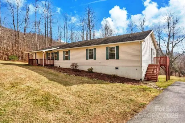 147 Emory Mitchell Road, Zionville, NC 28698