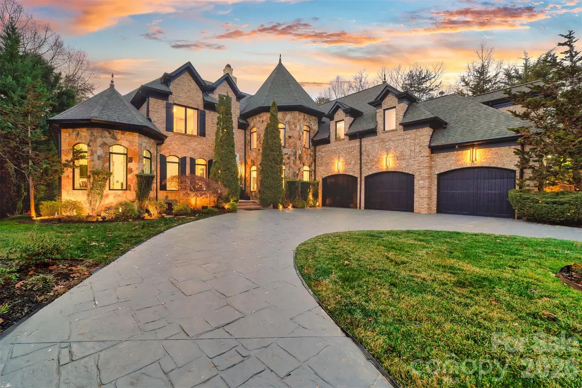 18805 Windy Point Drive, Cornelius, NC 28031 - Image #1