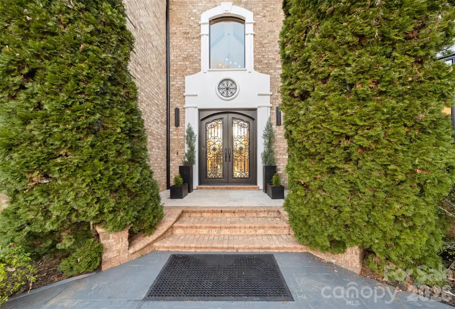 18805 Windy Point Drive, Cornelius, NC 28031 - Image #2