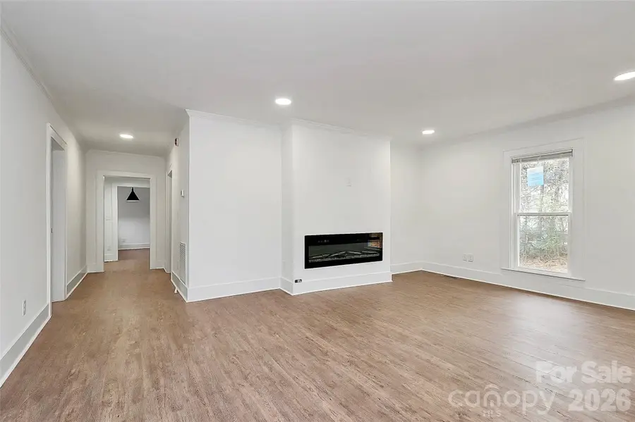 511 W Oakwood Avenue, Albemarle, NC 28001 - #3